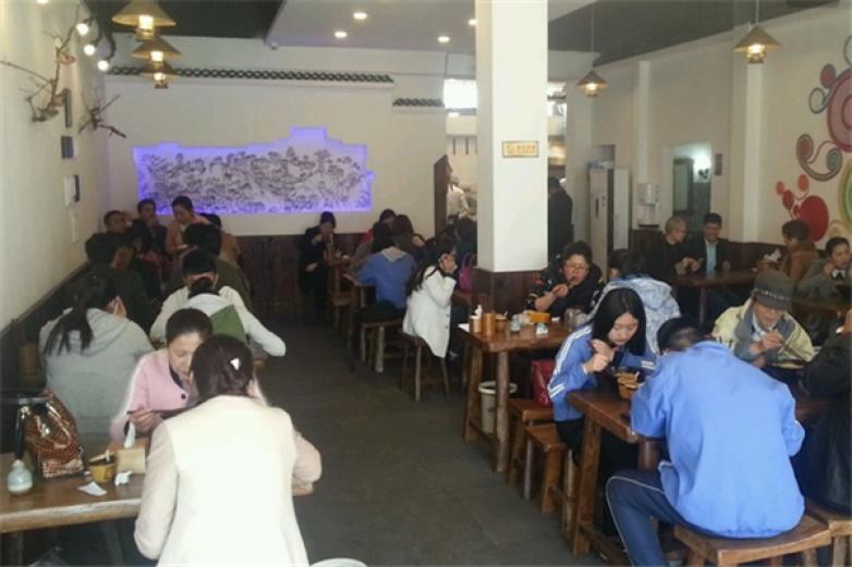 高低凳重庆小面